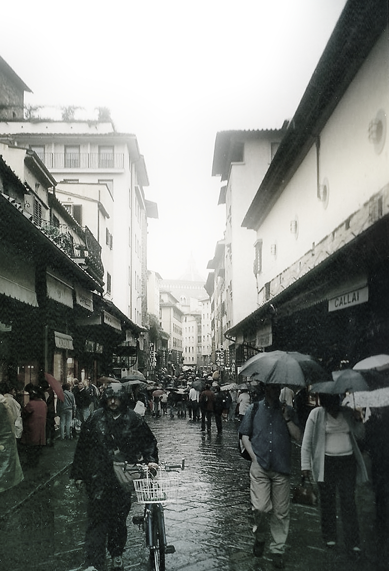 street photography Florence market in the rain